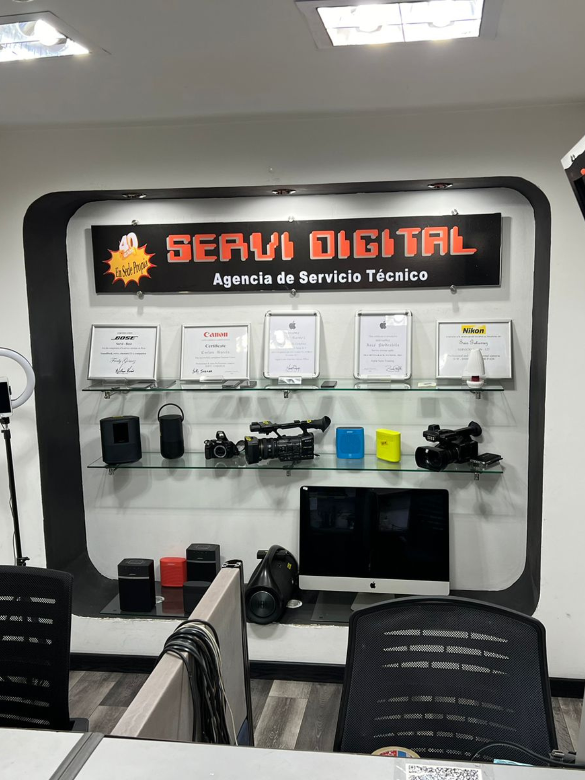 Servicio Digital vertical